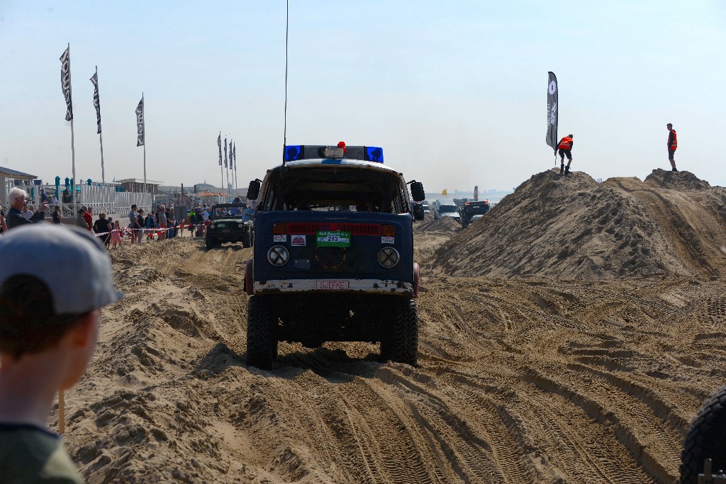 ../Images/4x4 Katwijk 2018 104.jpg